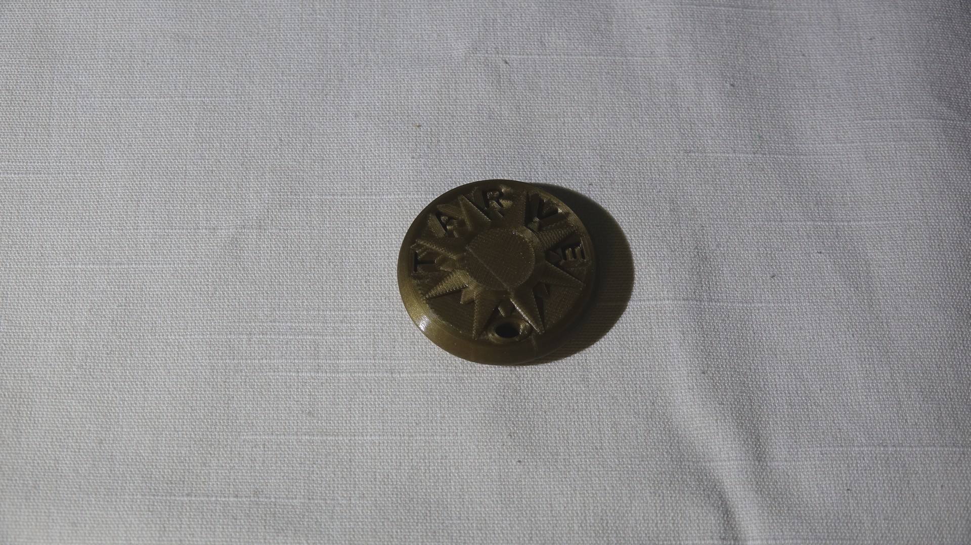 Avaimenperä 18. väri: kultainen, 45mmx9mm