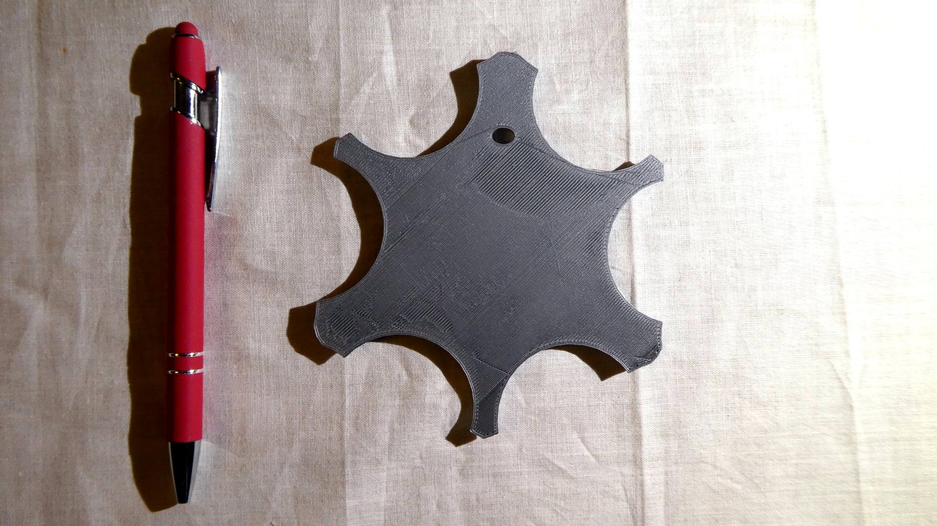 Koristekehys 6, väri: hopea, koko: halkaisija n. 12cm, paksuus n. 6mm, sisäkehys: halkaisija n. 32mm - Image 2