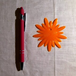 Koriste 5, väri: läpikuultava oranssi, leveys n. 80mm, paksuus 4mm