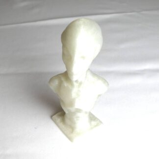 Figuuri 29. väri: pimeässä hohtava