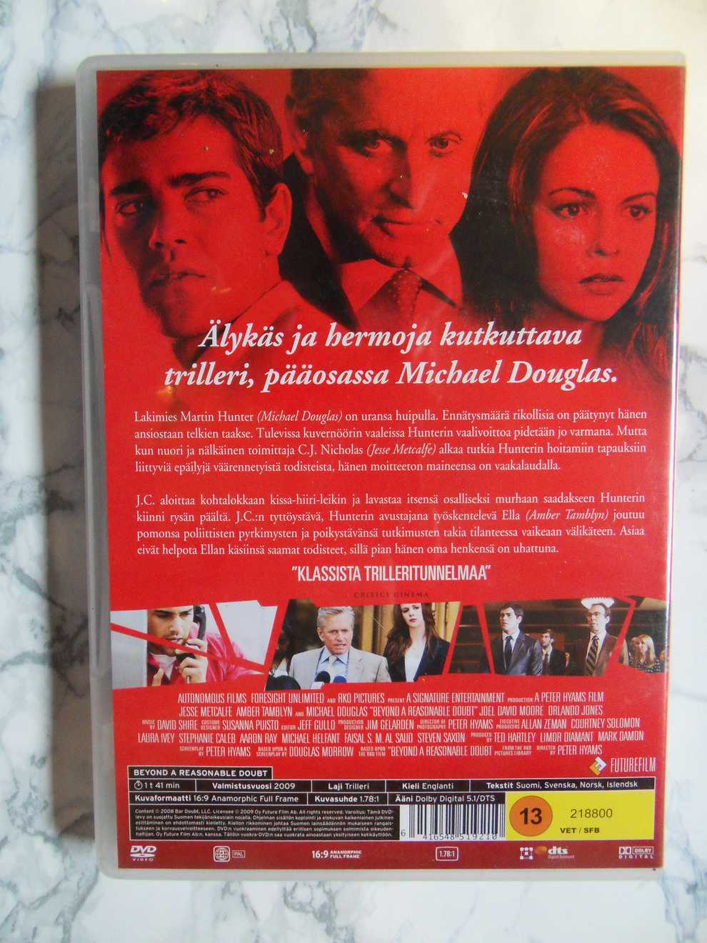 Väärä Alibi (DVD) - Image 2