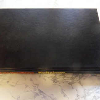 Kultainen nousukas, Arto Paasilinna