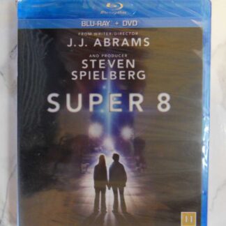 Super 8 (Blu-ray + DVD) (Uusi muoveissa)