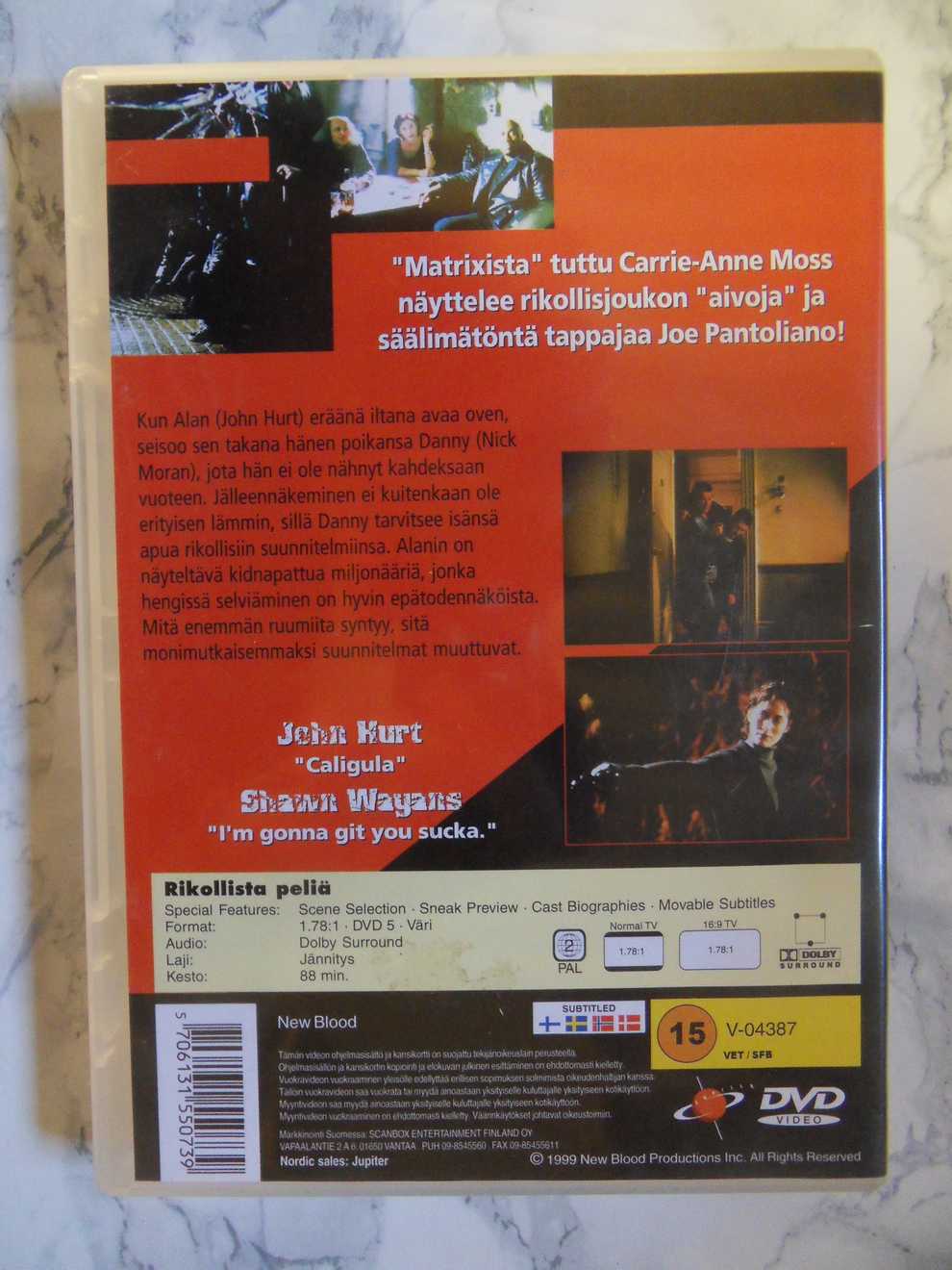 Rikollista peliä (DVD) - Image 2