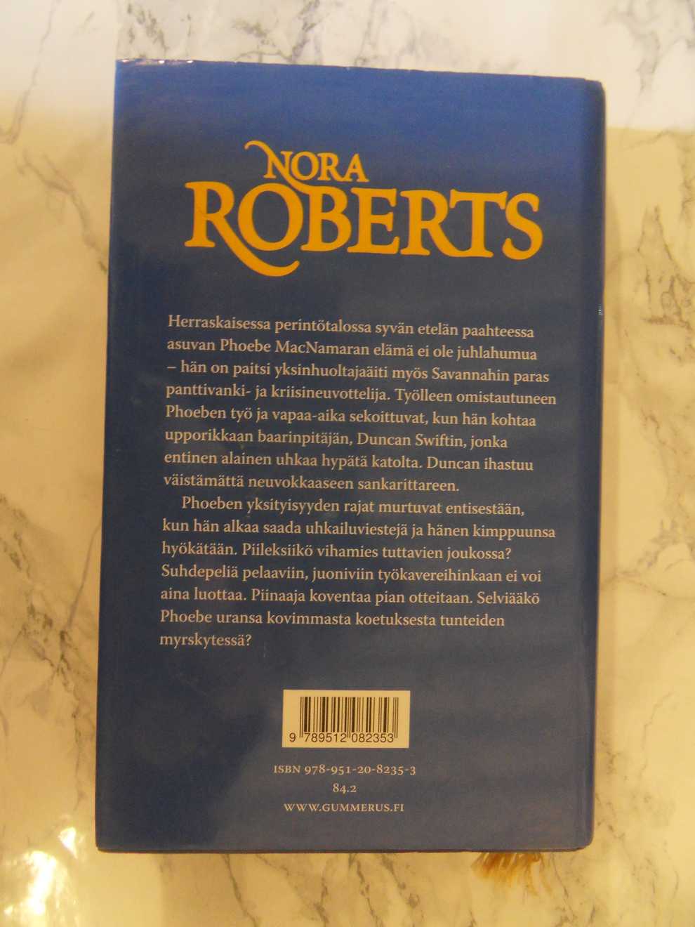 Keskipäivän polte, Nora Roberts - Image 2