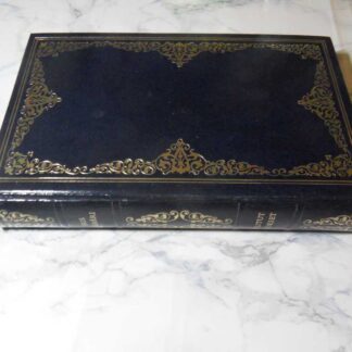 Valitut Teokset, Iris Kähäri