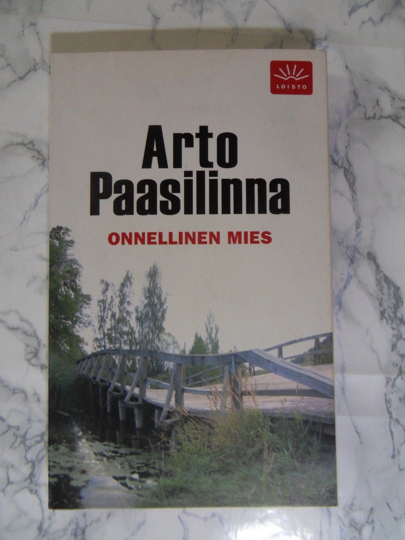 Onnellinen Mies, Arto Paasilinna
